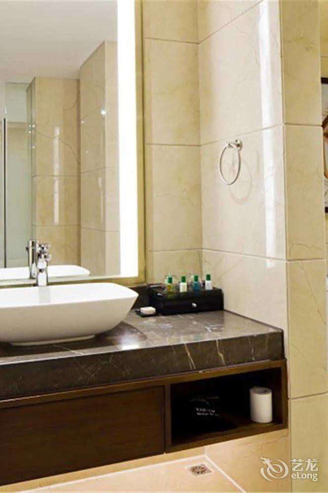 Bavaria City Hotel Beihai Dış mekan fotoğraf