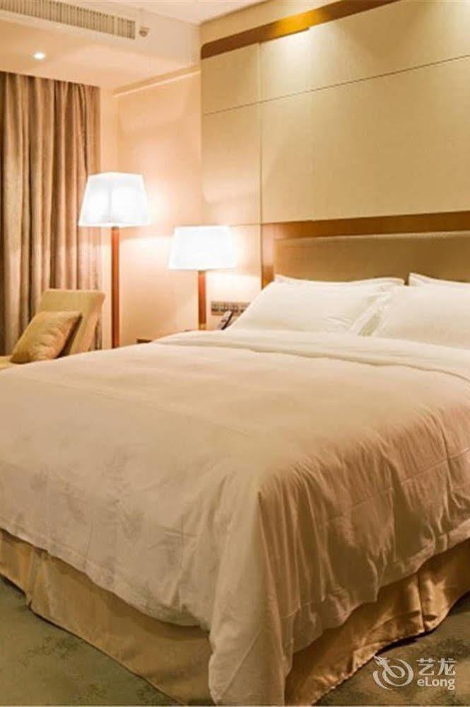 Bavaria City Hotel Beihai Dış mekan fotoğraf