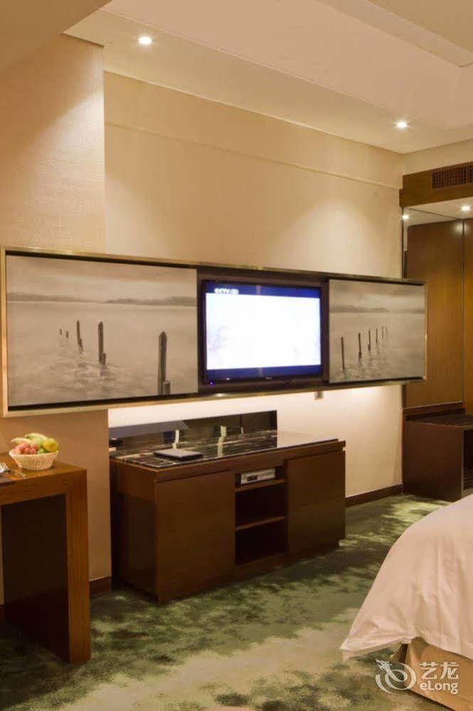 Bavaria City Hotel Beihai Dış mekan fotoğraf
