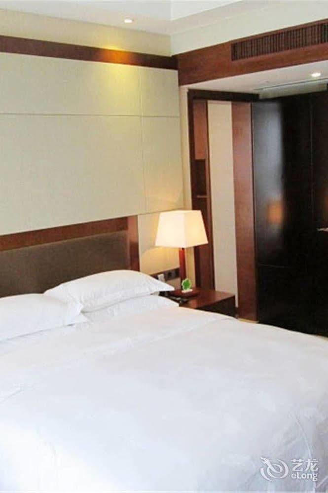 Bavaria City Hotel Beihai Dış mekan fotoğraf