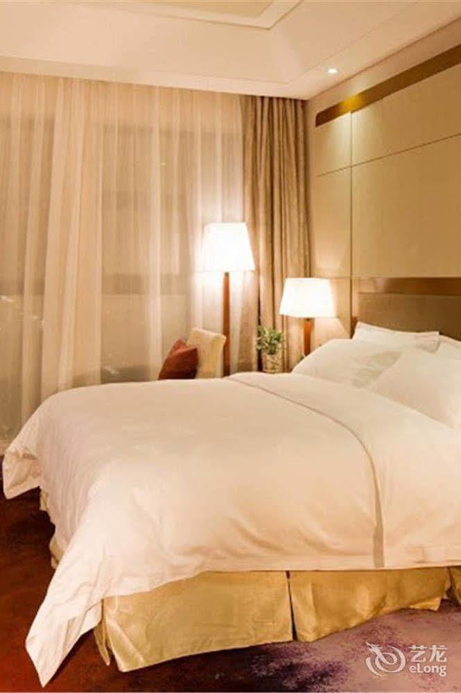Bavaria City Hotel Beihai Dış mekan fotoğraf